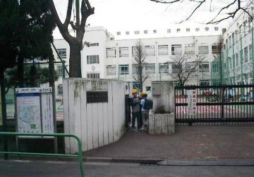 ���ɶ�Ω������ع����ѿ��䶯����